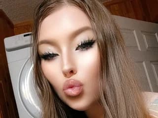 WebCAM of ElsieRain469