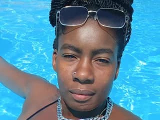 WebCAM of MzSwisher