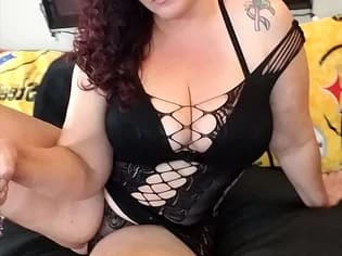 WebCAM of NikkiMastersgirl1091