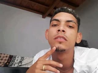 Thekimblackhot22 WebCAM 